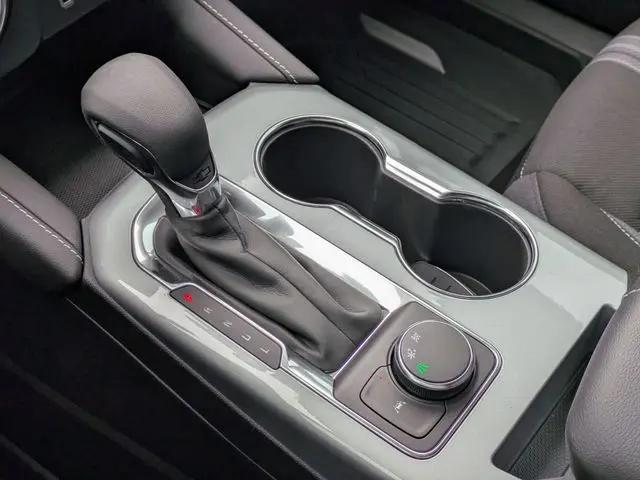 2025 Chevrolet Blazer FWD 2LT