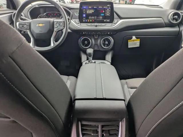2025 Chevrolet Blazer FWD 2LT