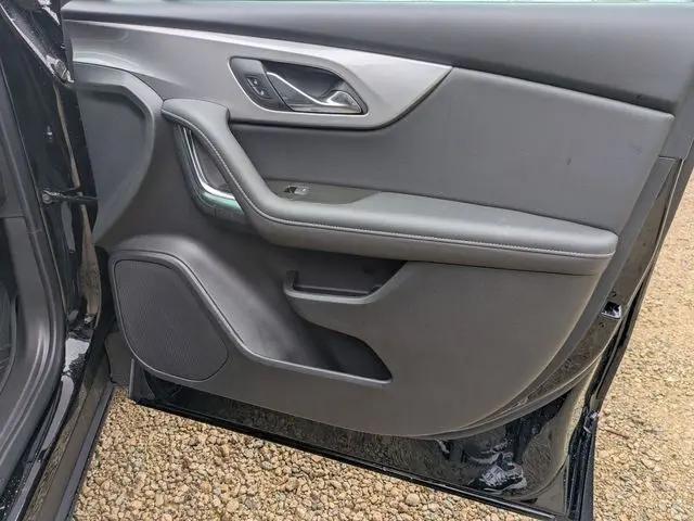 2025 Chevrolet Blazer FWD 2LT