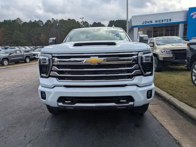 2026 Chevrolet Silverado 2500HD Crew Cab, Standard Bed, High Country, 4WD