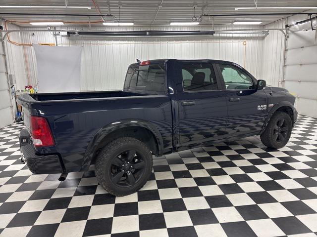 2016 RAM 1500 Outdoorsman 2016 RAM 1500 Outdoorsman