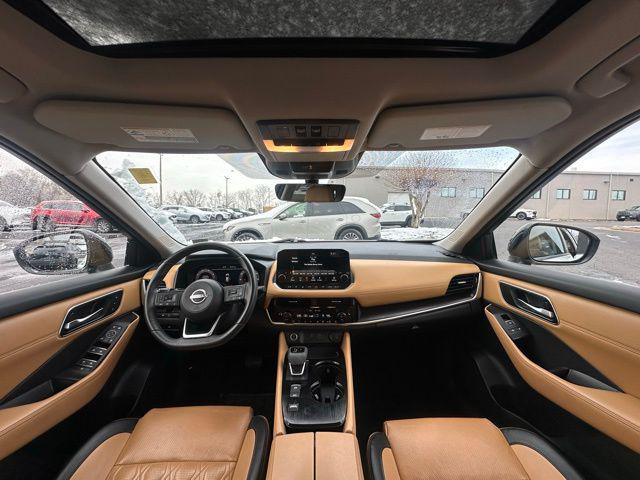 2022 Nissan Rogue Platinum FWD 2022 Nissan Rogue Platinum FWD