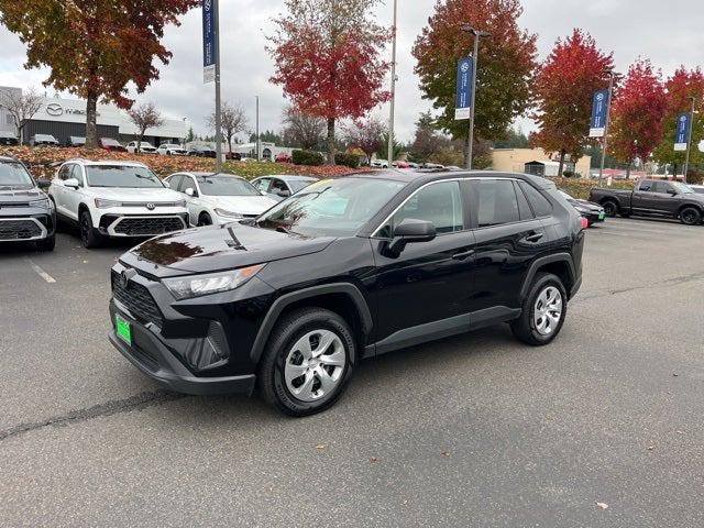 2022 Toyota RAV4 LE 2022 Toyota RAV4 LE