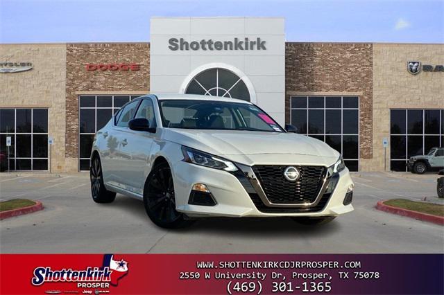 2020 Nissan Altima SR FWD 2020 Nissan Altima SR FWD