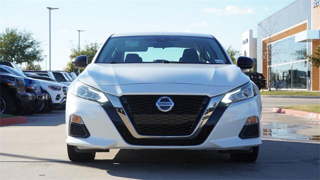 2020 Nissan Altima SR FWD 2020 Nissan Altima SR FWD