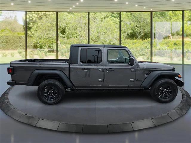 2024 Jeep Gladiator Sport 2024 Jeep Gladiator Sport