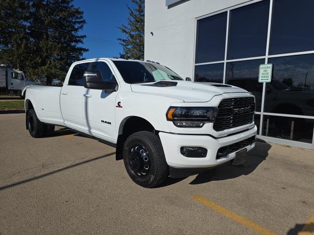 2023 RAM 3500 Limited Crew Cab 4x4 8 Box 2023 RAM 3500 Limited Crew Cab 4x4 8 Box