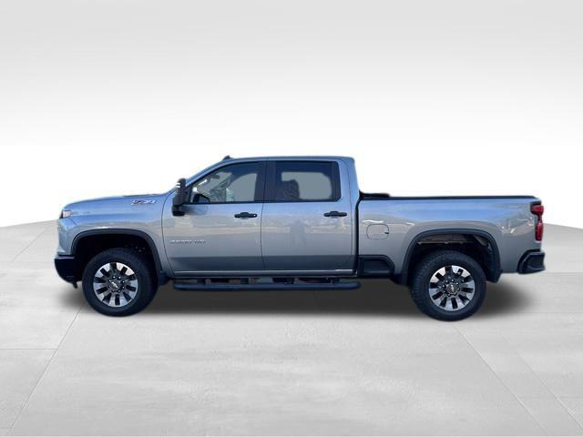 2025 Chevrolet Silverado 2500HD 4WD Crew Cab Standard Bed Custom