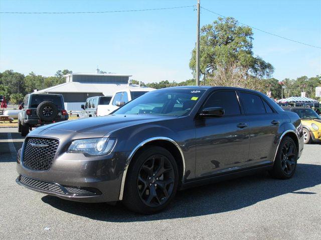 2022 Chrysler 300 Touring