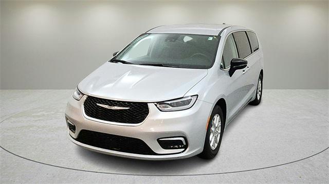 2024 Chrysler Pacifica Touring L 2024 Chrysler Pacifica Touring L