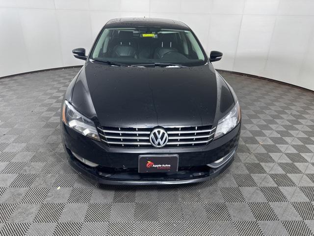 2014 Volkswagen Passat 1.8T SEL Premium