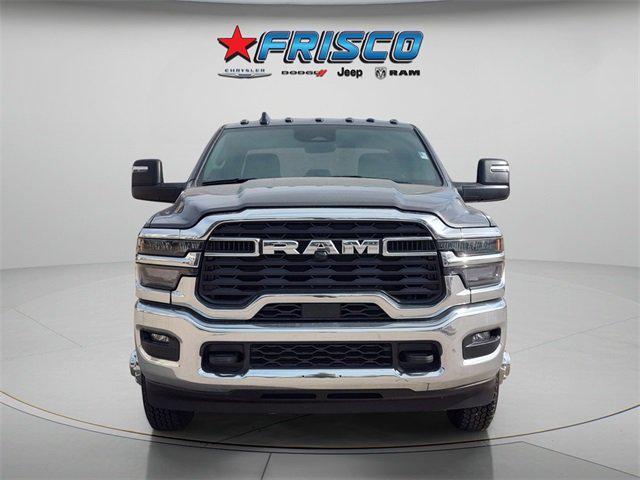 2025 RAM Ram 3500 Chassis Cab RAM 3500 TRADESMAN CREW CAB CHASSIS 4X4 60 CA
