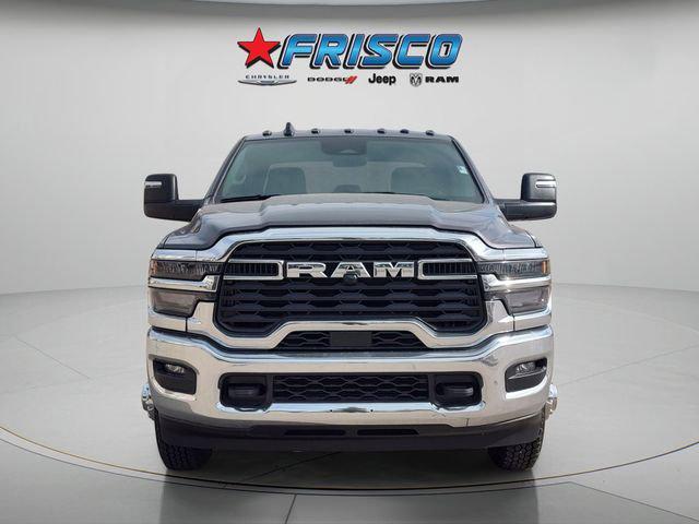 2025 RAM Ram 3500 Chassis Cab RAM 3500 TRADESMAN CREW CAB CHASSIS 4X4 60 CA