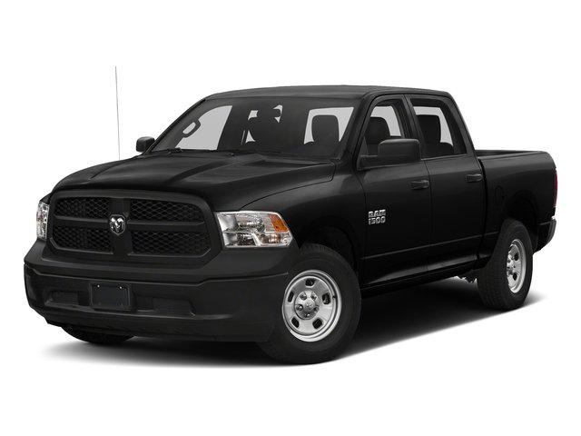 2017 RAM 1500 Express Crew Cab 4x4 57 Box
