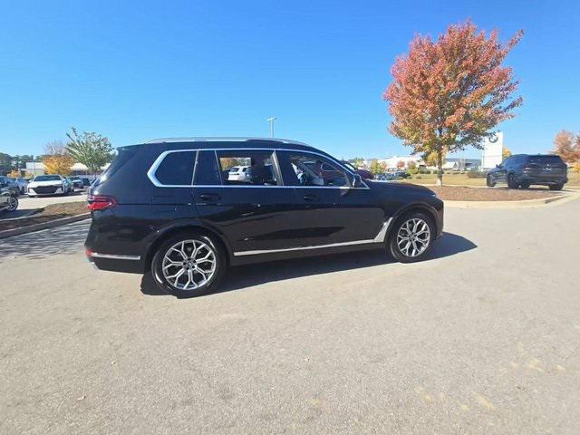 2025 BMW X7 xDrive40i