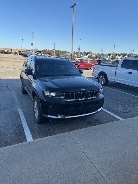 2023 Jeep Grand Cherokee L Laredo 4x2