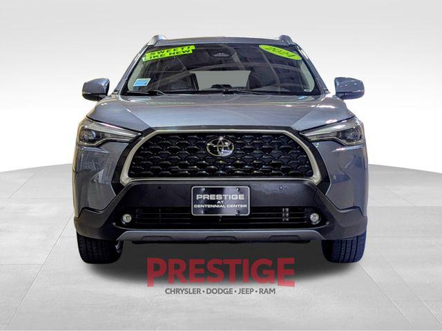 2024 Toyota Corolla Cross XLE