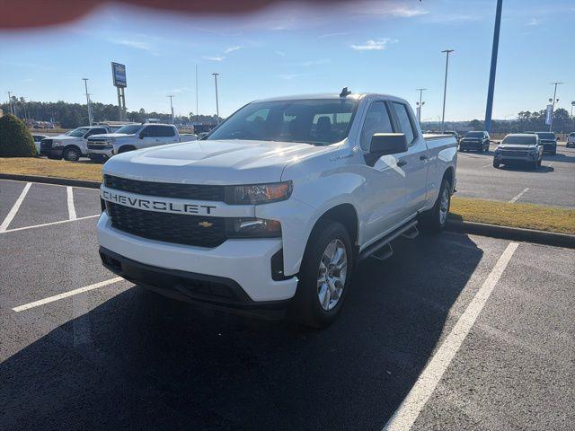 2020 Chevrolet Silverado 1500 2WD Double Cab Standard Bed Custom