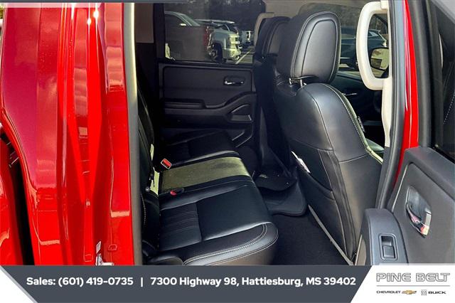 2024 Nissan Frontier Crew Cab SL 4x2 2024 Nissan Frontier Crew Cab SL 4x2