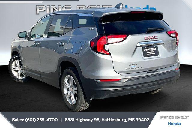 2024 GMC Terrain FWD SLE 2024 GMC Terrain FWD SLE