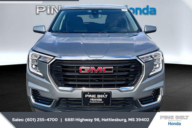 2024 GMC Terrain FWD SLE 2024 GMC Terrain FWD SLE
