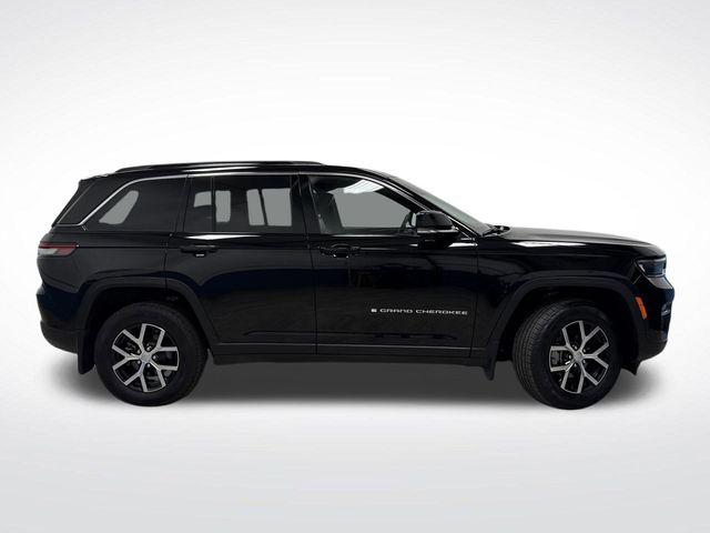 2024 Jeep Grand Cherokee Limited 4x4 2024 Jeep Grand Cherokee Limited 4x4