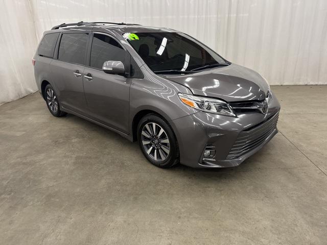 2019 Toyota Sienna Limited 7 Passenger