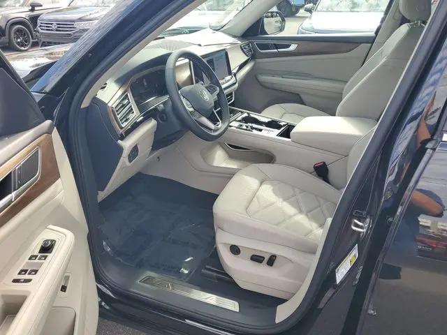2026 Volkswagen Atlas SE with Technology