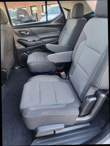 2021 Chevrolet Traverse AWD LT Cloth