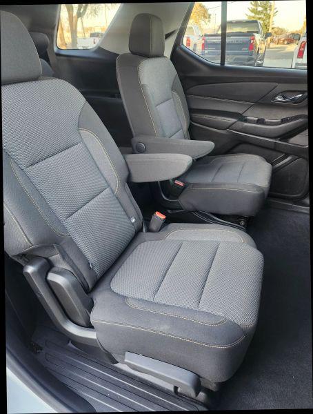2021 Chevrolet Traverse AWD LT Cloth