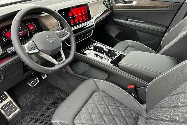 2026 Volkswagen Atlas SEL Premium R-Line