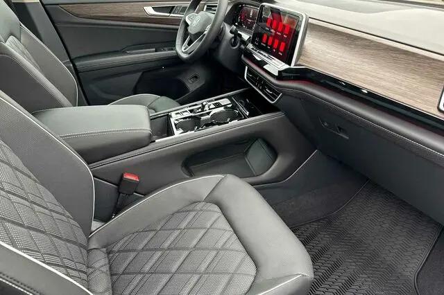 2026 Volkswagen Atlas SEL Premium R-Line