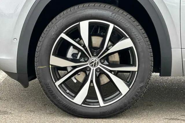 2026 Volkswagen Atlas SEL Premium R-Line