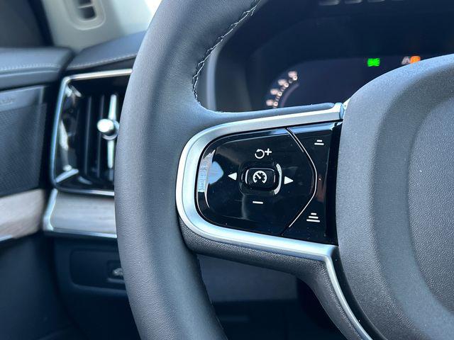 2026 Volvo XC90 Plug-In Hybrid T8 Plus 7-Seater
