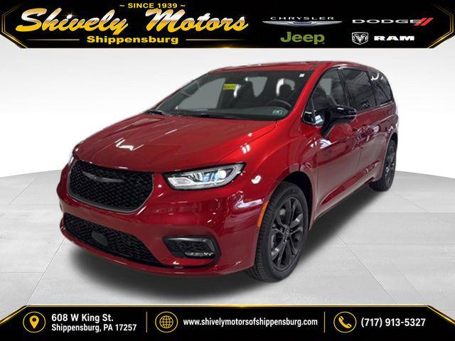 2026 Chrysler Pacifica Select AWD for sale in Shippensburg, PA