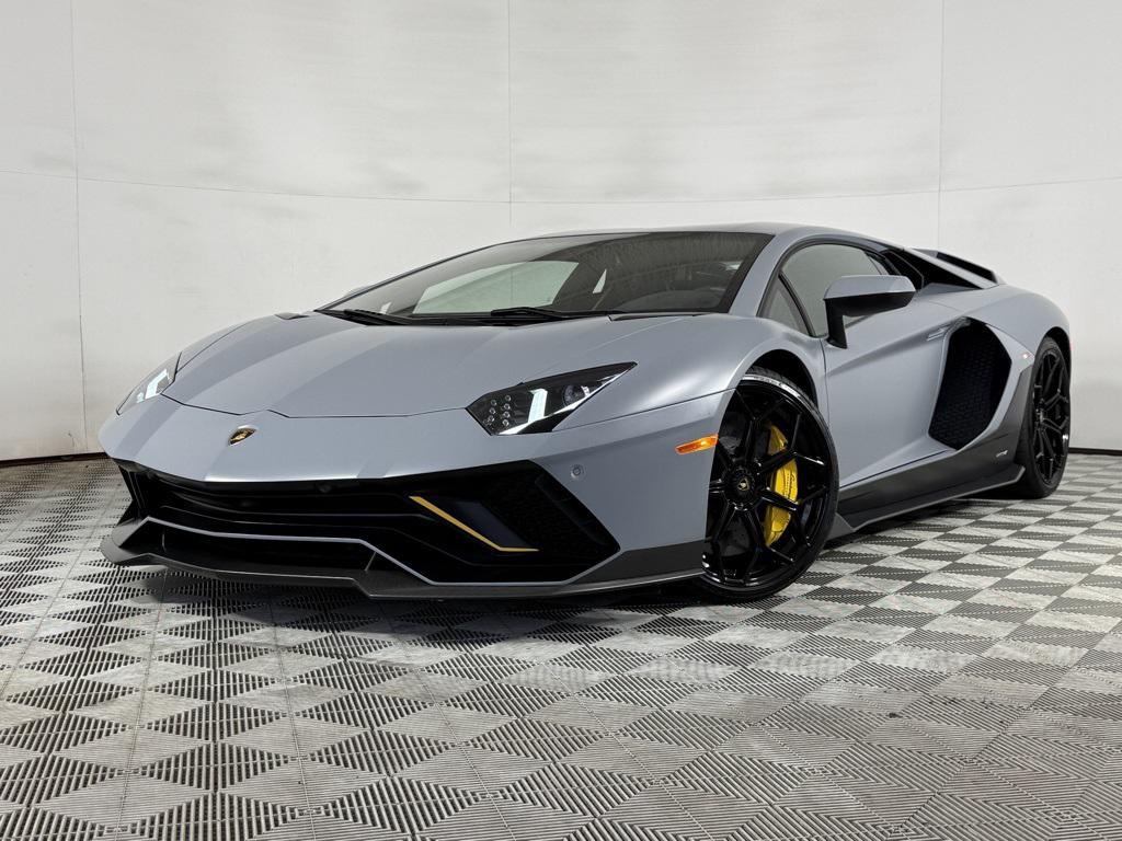 /2022 Lamborghini Aventador