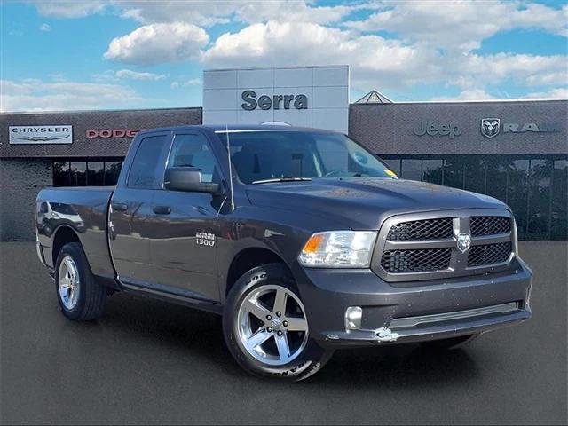 2018 RAM 1500 Express Quad Cab 4x4 64 Box