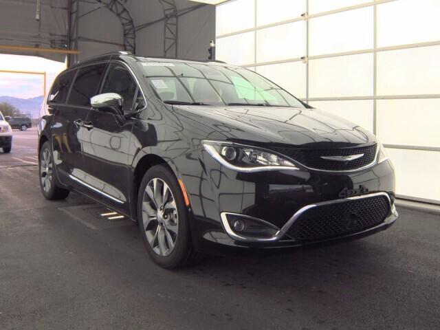 2017 Chrysler Pacifica Limited 2017 Chrysler Pacifica Limited