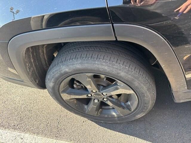 2021 Jeep Grand Cherokee L Altitude 4x4 2021 Jeep Grand Cherokee L Altitude 4x4