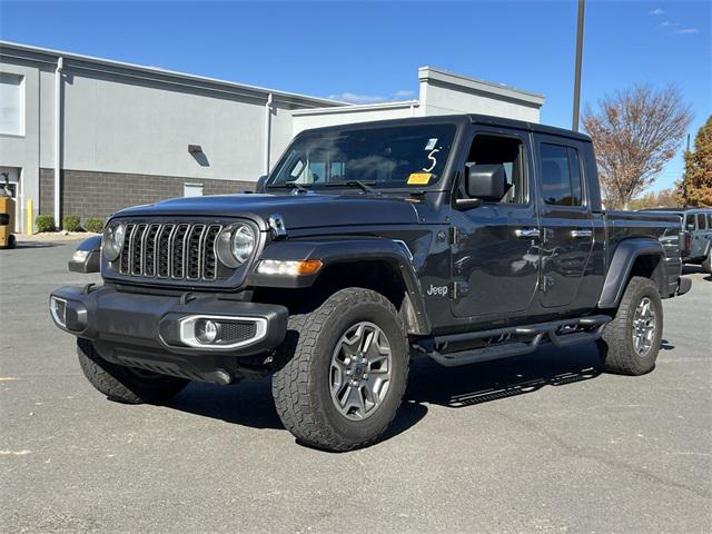 2024 Jeep Gladiator Sport S