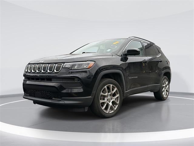 2022 Jeep Compass Latitude Lux 4x4 2022 Jeep Compass Latitude Lux 4x4