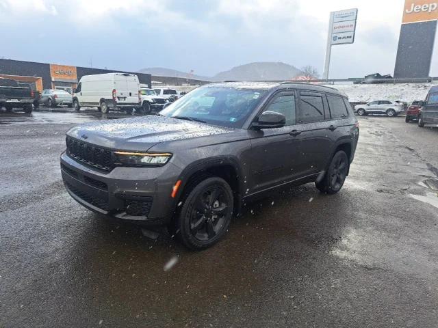2023 Jeep Grand Cherokee L Altitude 4x4 2023 Jeep Grand Cherokee L Altitude 4x4