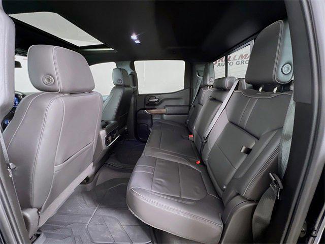 2022 Chevrolet Silverado 1500 4WD Crew Cab Short Bed High Country