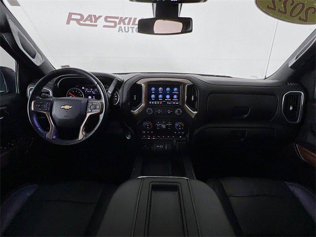 2022 Chevrolet Silverado 1500 4WD Crew Cab Short Bed High Country