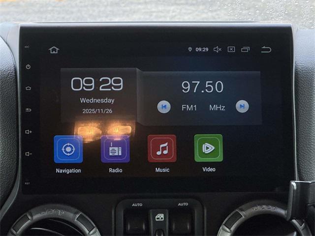 2017 Jeep Wrangler Unlimited Sport 4x4 2017 Jeep Wrangler Unlimited Sport 4x4