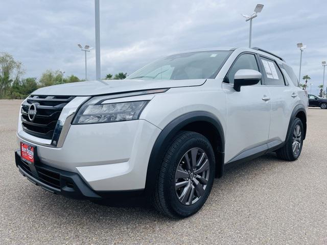 2024 Nissan Pathfinder SV FWD
