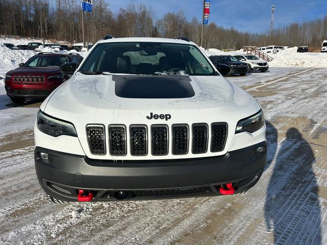 2022 Jeep Cherokee Trailhawk 4x4 2022 Jeep Cherokee Trailhawk 4x4