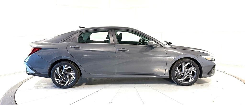 2025 Hyundai Elantra SEL Convenience 2025 Hyundai Elantra SEL Convenience