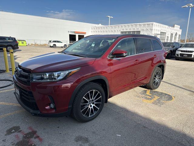 2017 Toyota Highlander SE 2017 Toyota Highlander SE
