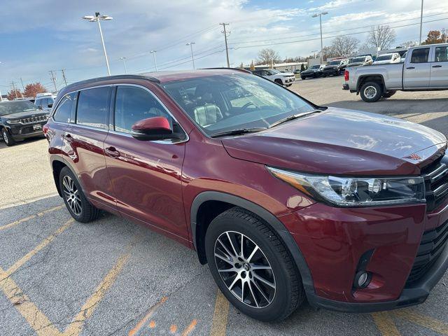 2017 Toyota Highlander SE 2017 Toyota Highlander SE